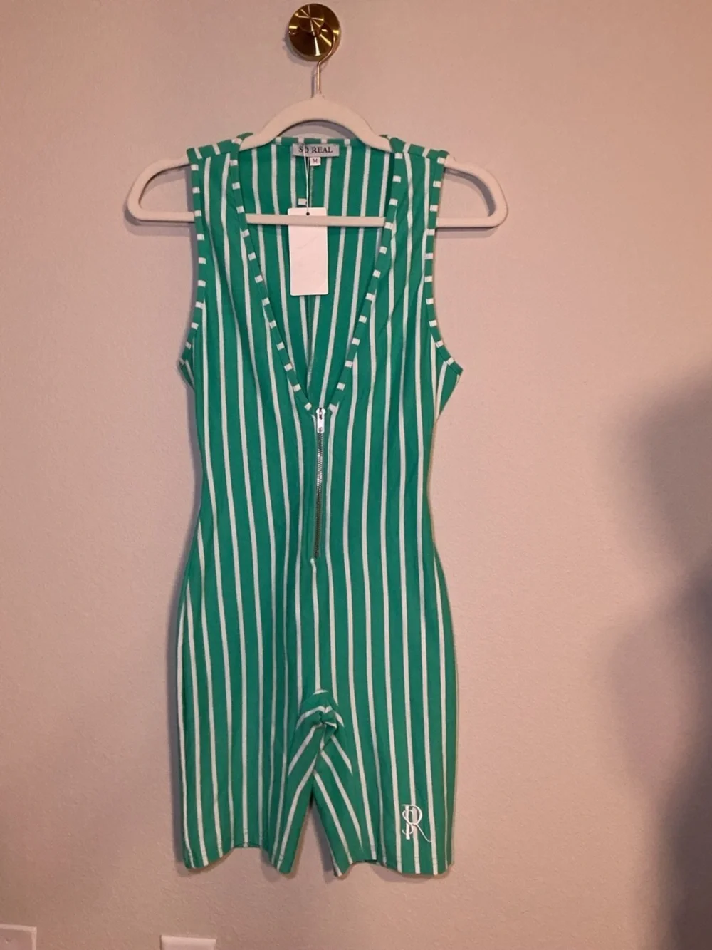 Green & White Striped Sleeveless Romper with Front Zip - Picture 2 of 8